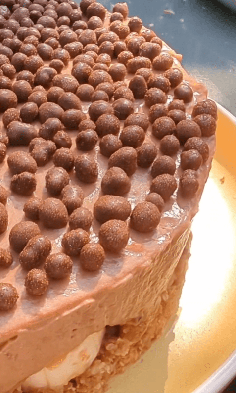 Banana Chocolate Mousse&nbsp;Cake