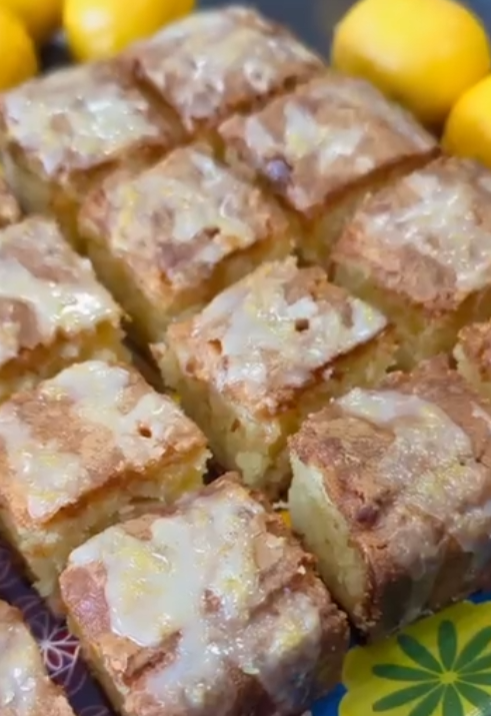 Blondies-Brownie