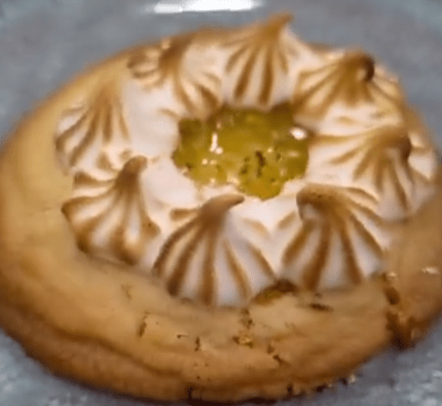 Lemon Meringue Pie&nbsp;Cookies