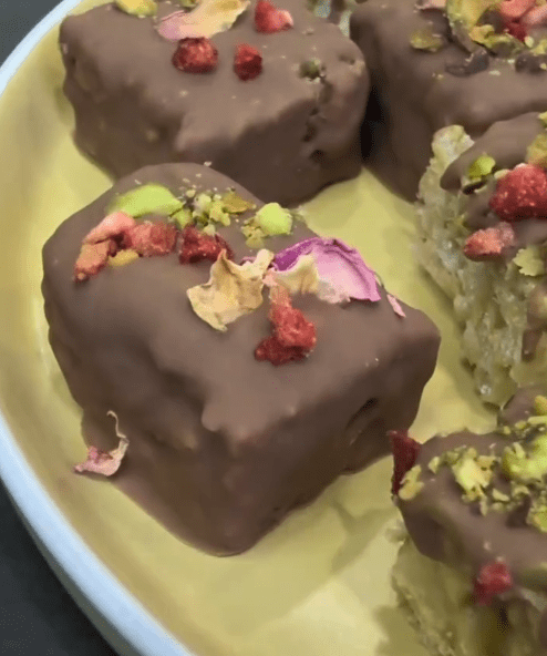 Pistachio & Puffed Rice Snack&nbsp;Bar